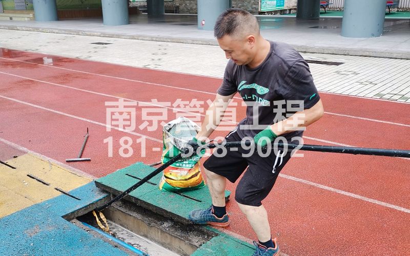 1599828327350208.jpg 1599828327350208.jpg